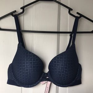 Victoria’s Secret convertible push up bra
